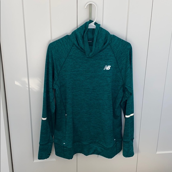 new balance thermal long sleeve